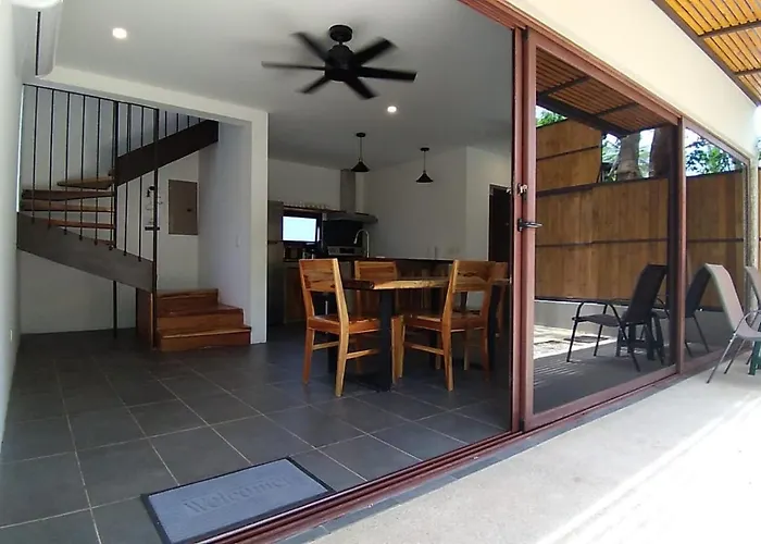 Сasa de vacaciones Turtle Townhome #1 Private Pool & Garden 300 Mtrs To *